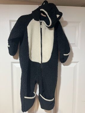 Columbia Black and Cream Sherpa Baby Footie with Hood